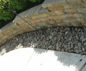 Retaining wall