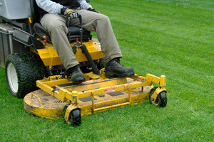 Commercial Lawn Care St. Louis